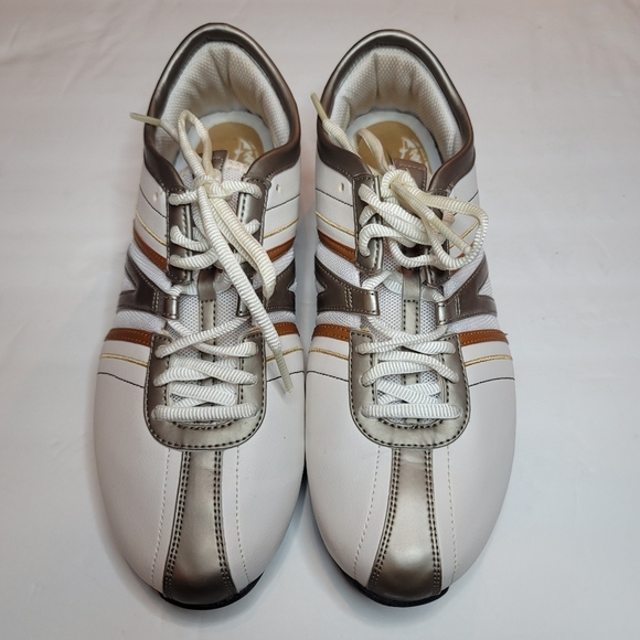 Nike Shoes - Nike Air Cheerleading Shoes Sz 7.5